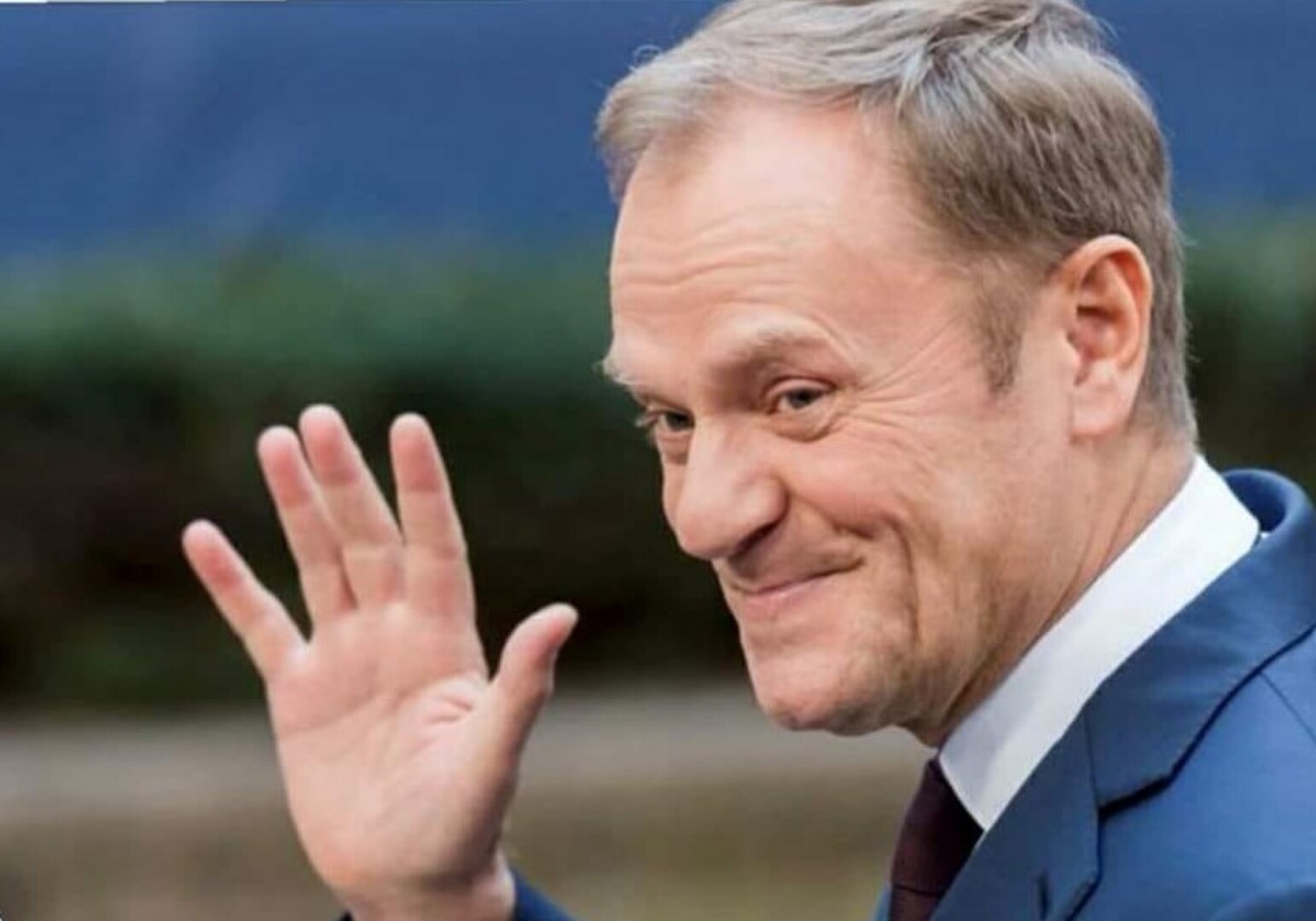 Zbog prebrze vožnje Tusk ostao bez vozačke dozvole - slika 1